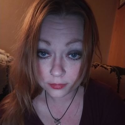 spiffynikki1's profile picture. Soft, stretchy, radical