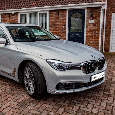 Silverline Cars Chauffeur service, supplier of Modern Wedding Cars, Transfers to all UK airports. We supply Mercedes Benz and BMW saloons along with Luxury MPVs