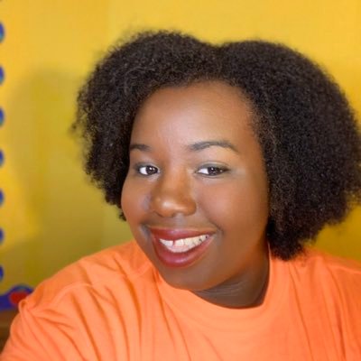 Educator. Cat mom. Auntie. Twin. UAB MPA 2022.
