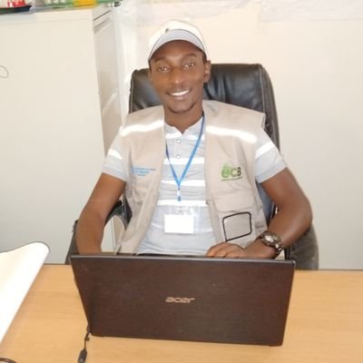 Ingénieur agronome et chargé des programmes de l'Organisation Congolaise du Bambou (OCB)