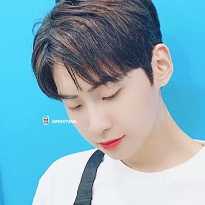 Smoothie_68's profile picture. 한여름의 스무디 /
logo crop & edit x /
photo = 💙
#이진혁 #진혁
_fan account