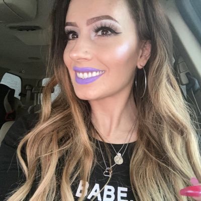 PrincessGlitt20's profile picture. 🖤Princess🖤MUA🖤extroverted introvert🖤