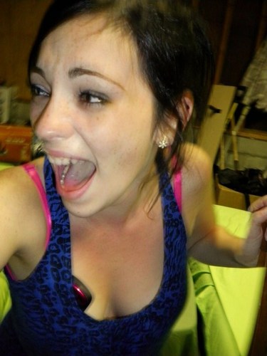 valentinosam21's profile picture. Viva la vida.