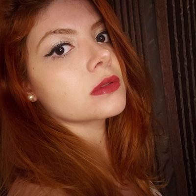 deardasty's profile picture. Aquariana que gosta de umas coisas meio aleatórias