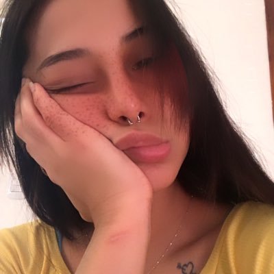 deenualexa's profile picture. 💚להכחיש