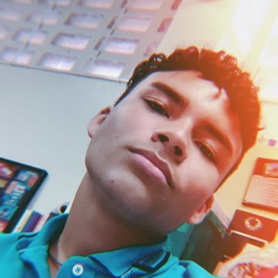 Yomar62098553's profile picture. 