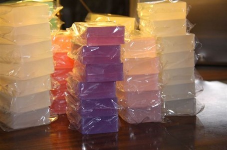 Bespokesoap's profile picture. Beautiful hand made glycerin soaps that you can re-sell in your own brand. Solid and liquid soaps and bath/body products made for you to sell in your own name