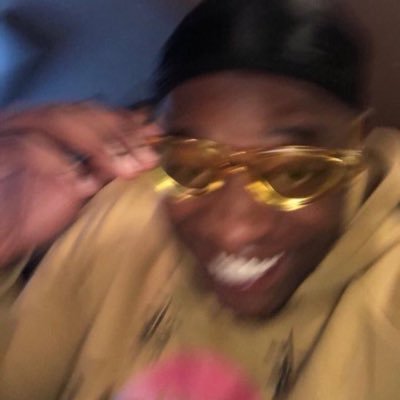 randomg94321163's profile picture. 