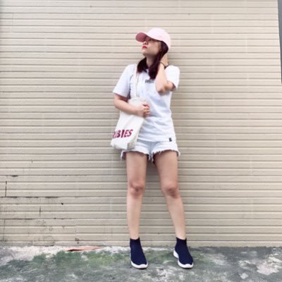 A Crazy Girl who is looking for Successes, Beauty and Happiness by Efforts, Challenges and Failures.