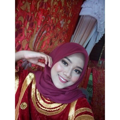 Yulianurfadill5's profile picture. ‘00 Cancer✨