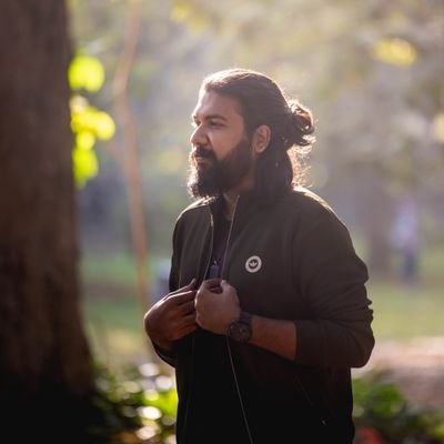 the_voyage_r's profile picture. Now (Go) Building Zwende | Art + Tech = Magic!