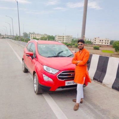 वाणी में हुँकार नहीं है, हाथों में हथियार नहीं है उनका जीना भी क्या जीना, जिन्हें धर्म से प्यार नहीं है। 🗡️🗡️ 🚩 जय श्री राम