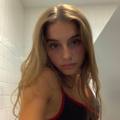 molleykyla Profile Picture