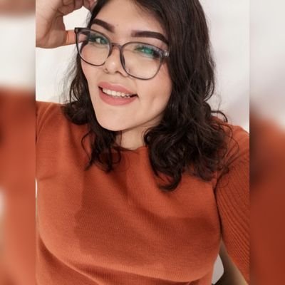 DavisEstefania's profile picture. ..