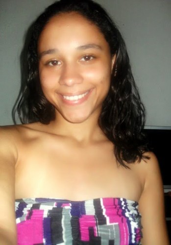 O problema é que a gente sonha demais, ama demais, confia demais, se entrega demais. Ou seja, se fode demais!

-