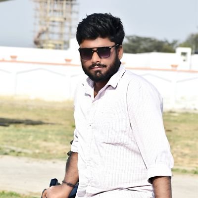 Dilwalaabhishek's profile picture. Thug