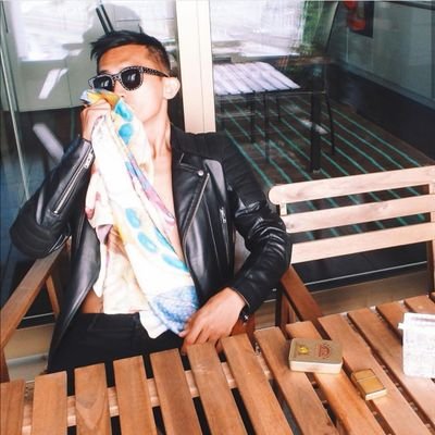 bgehadh's profile picture. Gay visual artist in Zurich