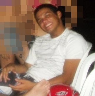 Não cruze os braços diante de uma dificuldade, pois o maior homem do mundo morreu de braços abertos!