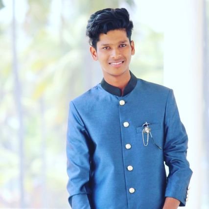 Sadiq___Shah's profile picture.