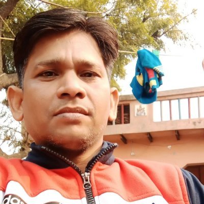 KomilMahesh's profile picture. 