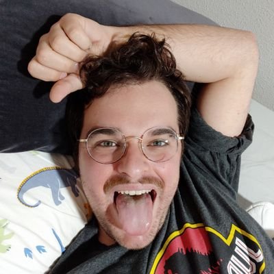 26 años. Ingeniero despistao. Molón a tiempo completo.
