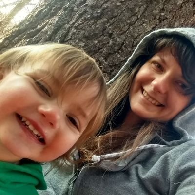 veganmammaa's profile picture. 🌱animal liberation-artist-permaculture-mother🌱 https://t.co/DaM48xbozJ https://t.co/ManhnTd217