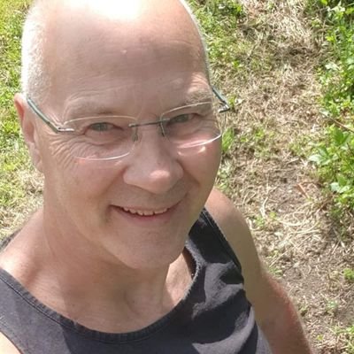 floppyrubber's profile picture. 70, no hair, interests are photography, cooking, reiki....love cricket, love everton fc, big fan of olympus cameras, retired from working