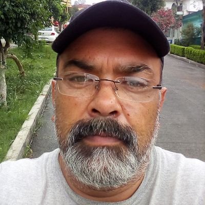 mientras ustedes duermen....yo trabajo.....mientras ustedes dan excusas....yo doy resultados.... de