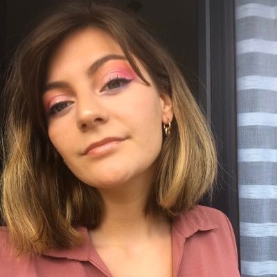 julie_bons's profile picture. je suis un poti chat