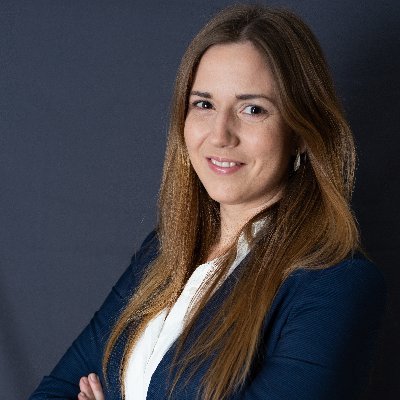 Directora de Sayme Travel e Idealia Events. Escritora y amante del Networking. ¡Rodeáte de personas positivas! ¿Eres tú una? 
 
🛩Piloto Ulm y madre de 2 👬