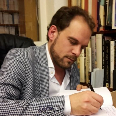 julbovier's profile picture. Writer / Analog photographer / Poet @agedhomme