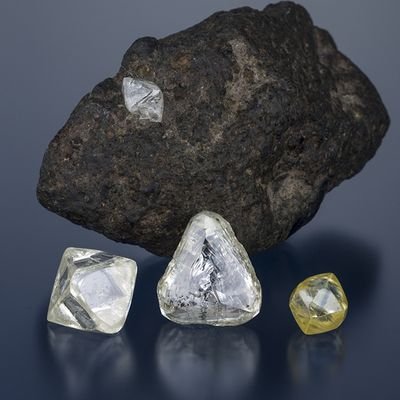 Aspiring Diamond Dealer from North West Province, Rustenburg.
💎🇿🇦