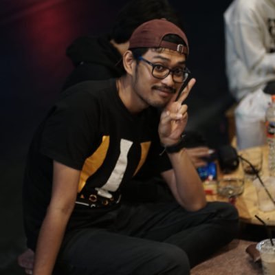 Dikulum-kulum dikunyah-kunyah, assalamualaikum semuanyahh