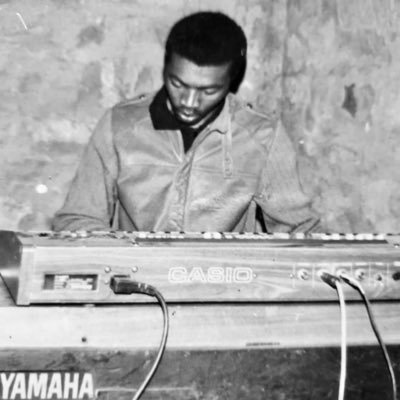 Nomashenge's profile picture. Poet-Vocalist. Chemist. Alchemist.