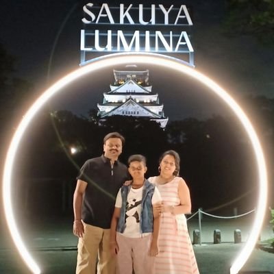 vivekparakh's profile picture. Aim at the sky but foot firm on the ground!!!