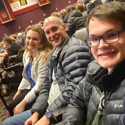 ElizTwie's profile picture. 