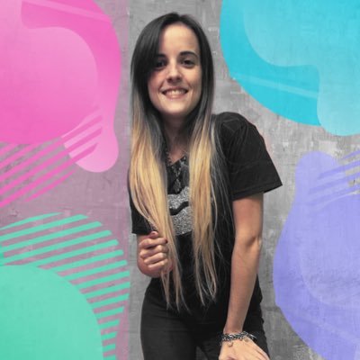 Licenciada en Ingeniería Comercial 📊📚 ⭐️Marketing Digital 👩🏼‍💻Community Manager 🌈Creadora de contenido digital. Twitter cero profesional😂 En Insta si👇🏻