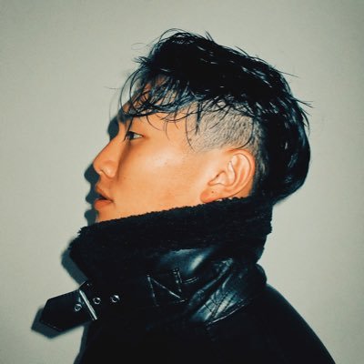 Searching for thunder
#fashworld
@fash on tiktok (5M)
fashworld.eth
Livelife²