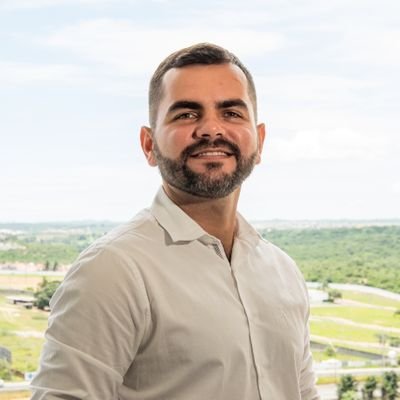 Não se trata de quão forte pode bater, se trata de quão forte pode ser atingido e continuar seguindo em frente