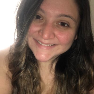 MarissaC4K3SS's profile picture. 31. Scrunchy mamax3. A little bit sassy, a little bit assy. I probably don't like you.