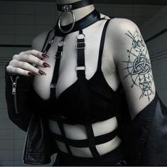 wxtangel's profile picture. 21 lesbian with trauma kinks.. correct me degrade me