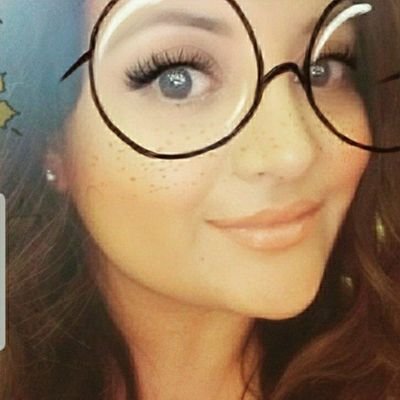 _moni_yepes's profile picture. obssassenach AF