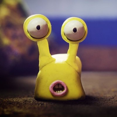 I'm Deb the Banana Slug. I'm made out of clay! Watch my new stop-motion series at: https://t.co/KmqUFYPK5B