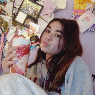 mmclintock12's profile picture. 🌺