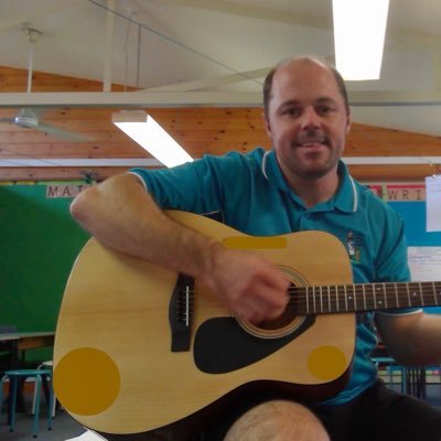 DOE Primary School Teacher, NSWCUSA Umpire, Level 1 Cricket & Tennis Coach, Toastmaster, Lover of all sport, own a JRT, loves guitar. All views are my own.