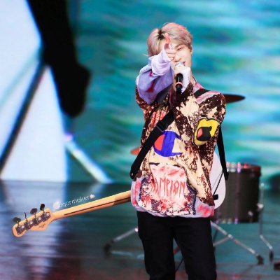 EptJane's profile picture. Smiling