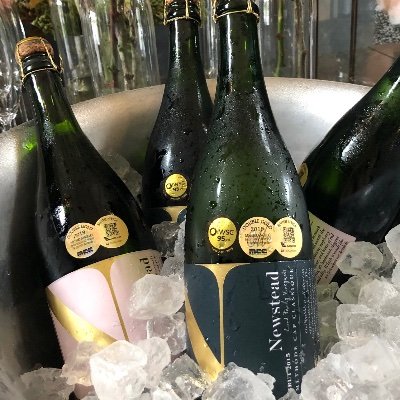 Don't expect the anonymity to last. Newstead may be the best kept secret inside S African wine's best kept secret. 5🌟 Platters & Specialist aged CapClassique