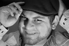 noimandyharvey's profile picture. Actor, Writer, Singer, Voice Over Artist, Funnyman on a bun