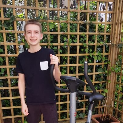 13 Year old Toby is aiming to raise £1000 for the NHS Charity with a virtual trek between the NHS Nightingale hospitals in England, a distance of 842km/523miles