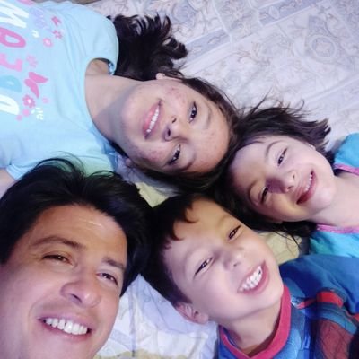 twits interesantes e inteligentes es algo que no leeras si me sigues o igual si, tu juzgalo